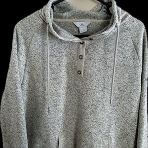 Women's Ascend Pullover - Size Large